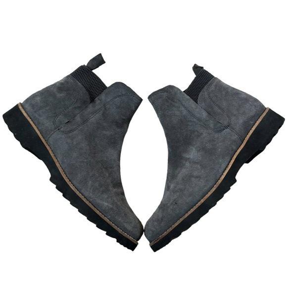 Blondo Perla Waterproof Suede Chelsea Boots Size 7 - Picture 2 of 11